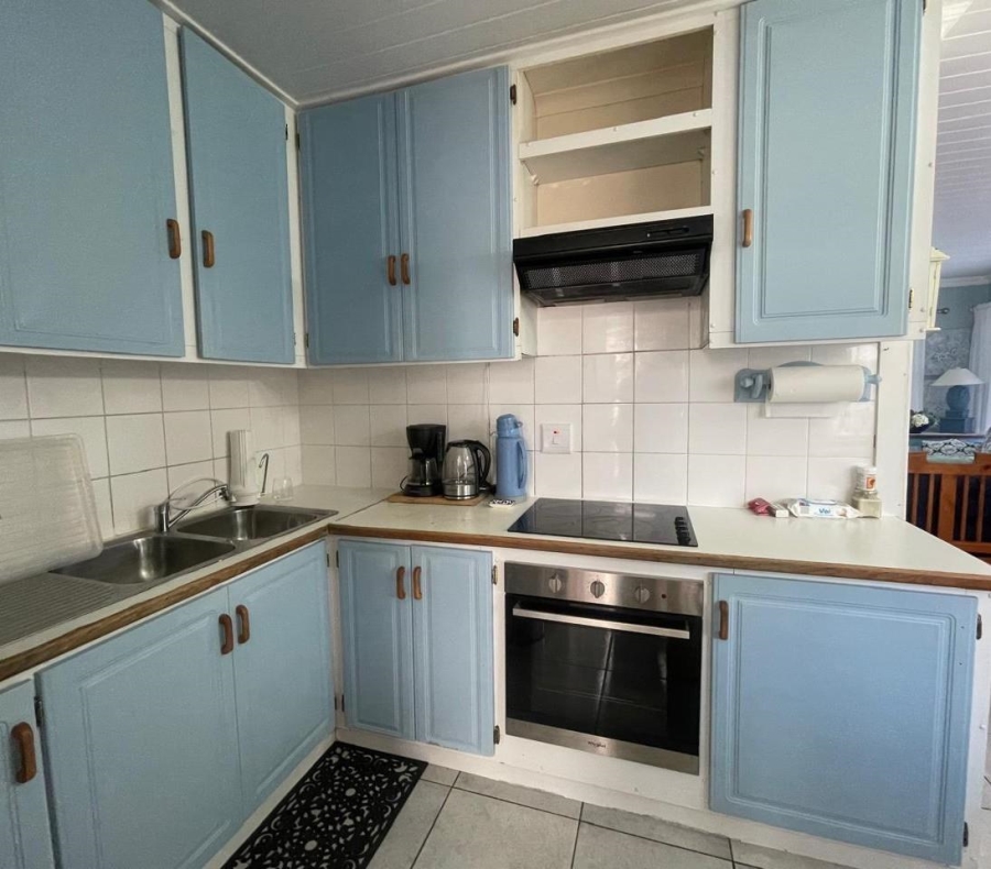 4 Bedroom Property for Sale in Hartenbos Heuwels Western Cape